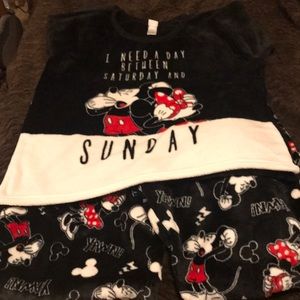 Womens plush pajama set